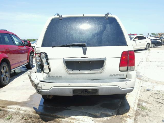 5LMEU68H13ZJ00575 - 2003 LINCOLN AVIATOR 白色 照片 9