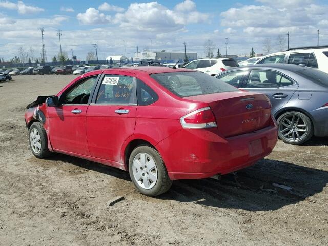 1FAHP34NX8W199899 - 2008 FORD FOCUS S/SE RED photo 3