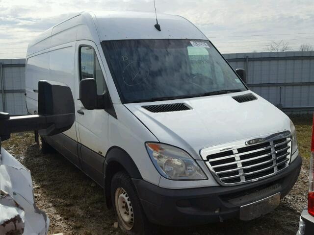 WDYPE845875160214 - 2007 FREIGHTLINER SPRINTER 2 WHITE photo 1