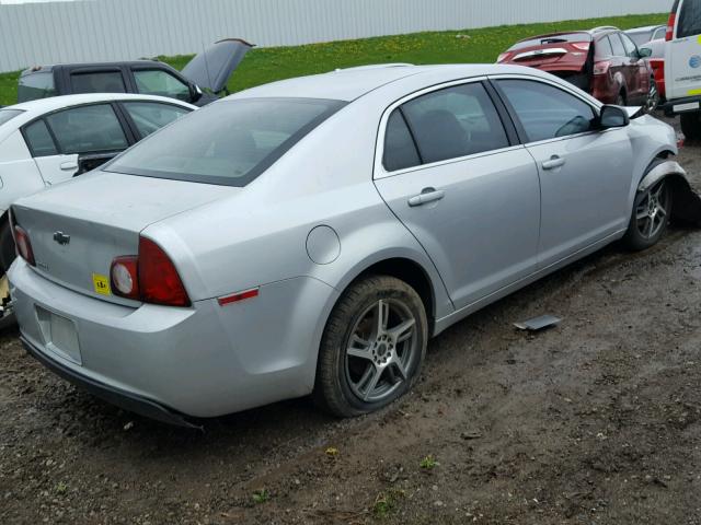 1G1ZA5EB1AF300987 - 2010 CHEVROLET MALIBU LS 银色 照片 4