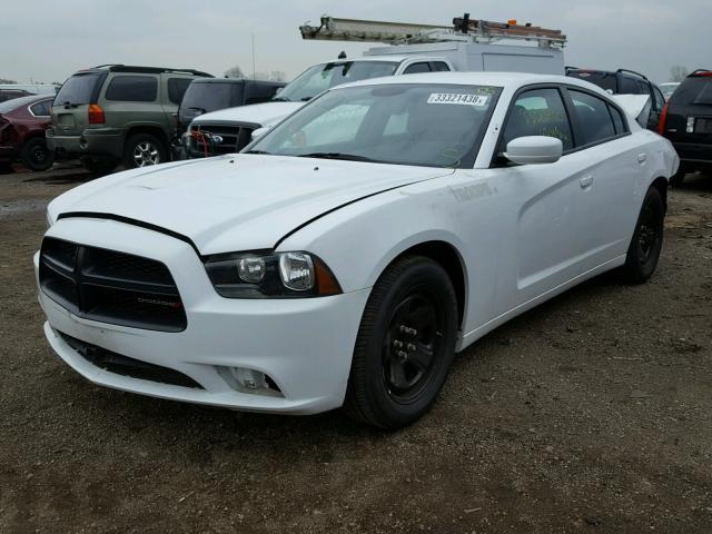 2C3CDXATXDH667568 - 2013 DODGE CHARGER PO WHITE photo 2