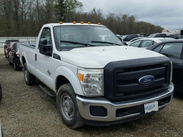 1FTBF2AT0GEB29185 - 2016 FORD F250 SUPER WHITE photo 1