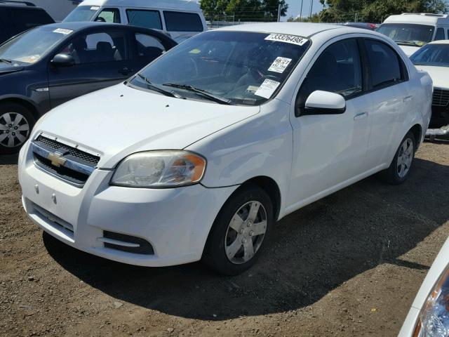 KL1TD5DE2BB120434 - 2011 CHEVROLET AVEO LS WHITE photo 2
