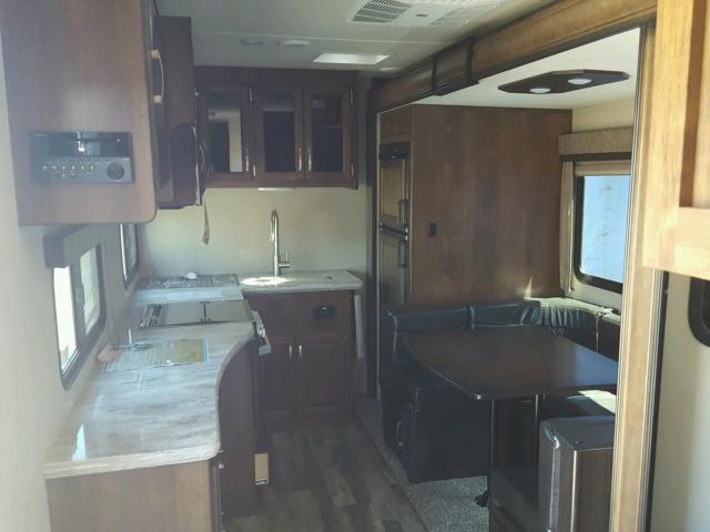 573TR3623J3317745 - 2018 GRAN REFLECTION WHITE photo 5