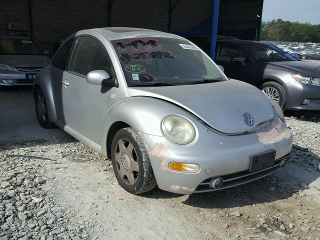 3VWCP21C11M478632 - 2001 VOLKSWAGEN NEW BEETLE 银色 照片 1