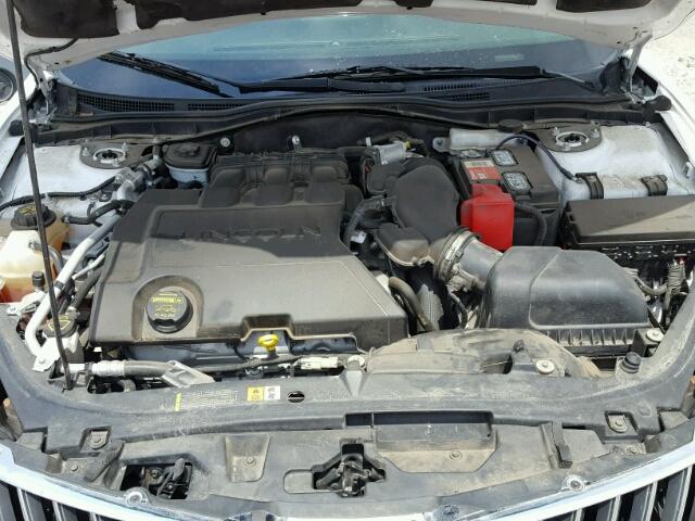 3LNHL2JC7CR811678 - 2012 LINCOLN MKZ თეთრი ფოტო 7