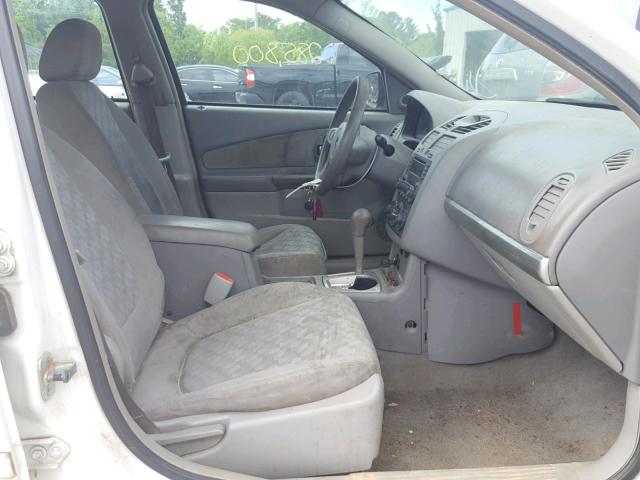 1G1ZT62805F100813 - 2005 CHEVROLET MALIBU MAX WHITE photo 5