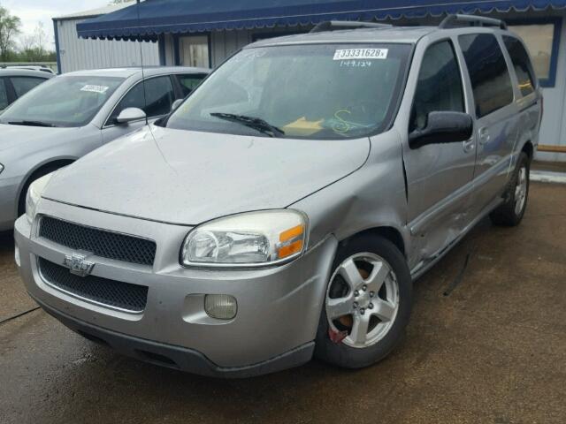 1GNDV33118D136626 - 2008 CHEVROLET UPLANDER L 银色 照片 2