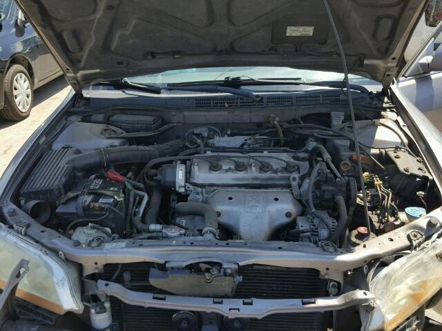 1HGCG556XYA141653 - 2000 HONDA ACCORD EX SILVER photo 7