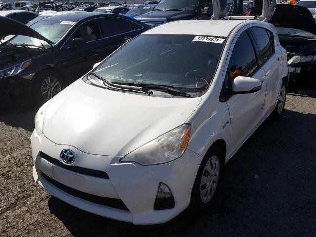 JTDKDTB3XC1522221 - 2012 TOYOTA PRIUS C WHITE photo 2