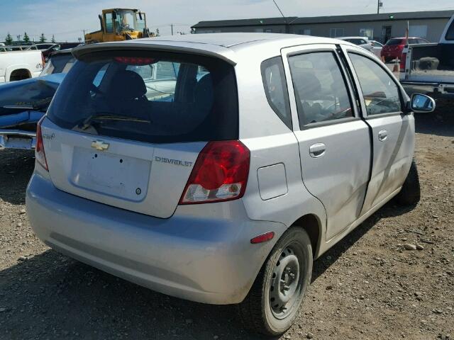 KL1TD69636B542046 - 2006 CHEVROLET AVEO BASE SILVER photo 4