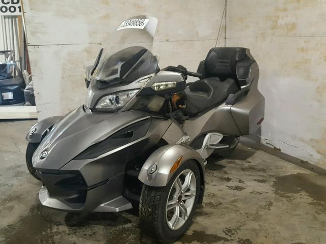 2BXJBWC16CV001273 - 2012 CAN-AM SPYDER ROA SILVER photo 2