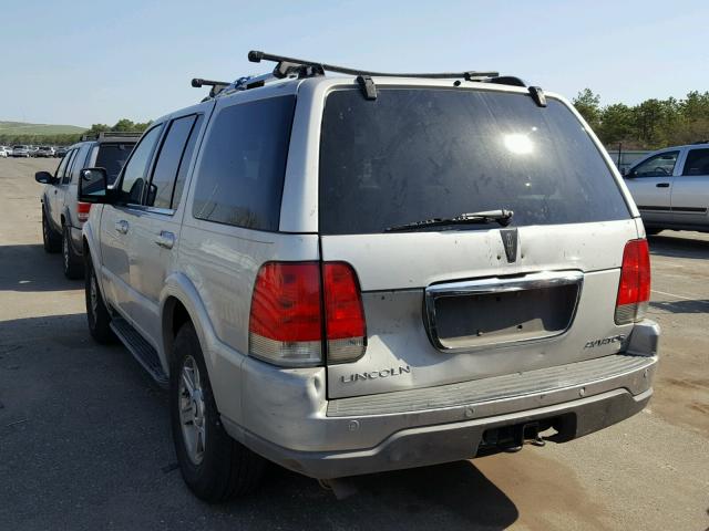 5LMEU88H54ZJ15884 - 2004 LINCOLN AVIATOR 银色 照片 3