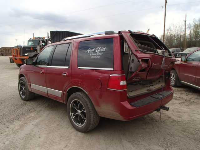 5LMFU28557LJ25264 - 2007 LINCOLN NAVIGATOR 红色 照片 3