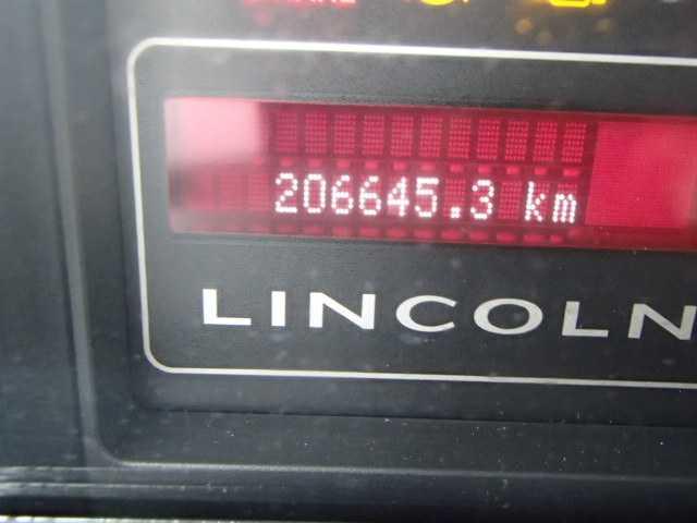 5LMFU28557LJ25264 - 2007 LINCOLN NAVIGATOR 红色 照片 8
