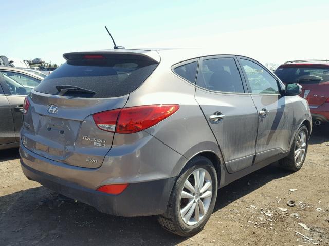 KM8JUCAC1BU294857 - 2011 HYUNDAI TUCSON GLS BROWN photo 4