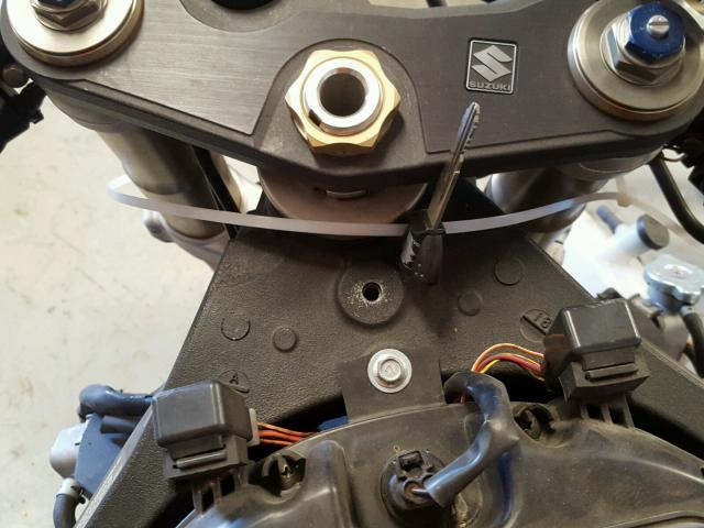 JS1GN7DA662105936 - 2006 SUZUKI GSX-R600 K BLACK photo 8