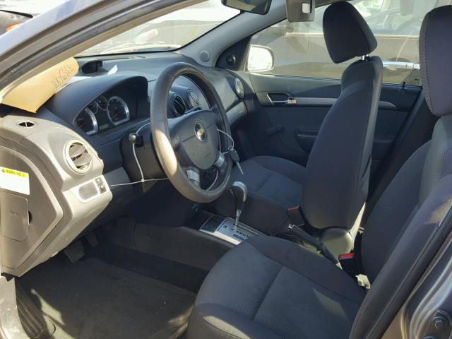 KL1TD56E69B394193 - 2009 CHEVROLET AVEO LS GRAY photo 5