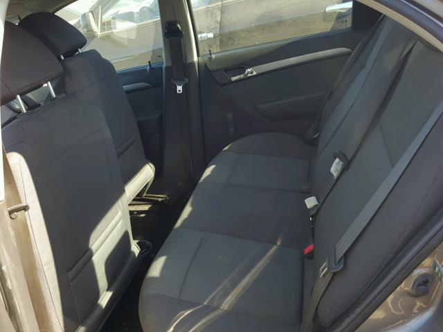 KL1TD56E69B394193 - 2009 CHEVROLET AVEO LS GRAY photo 6