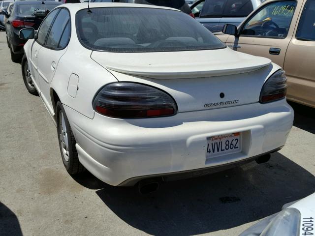 1G2WP52K62F180834 - 2002 PONTIAC GRAND PRIX WHITE photo 3