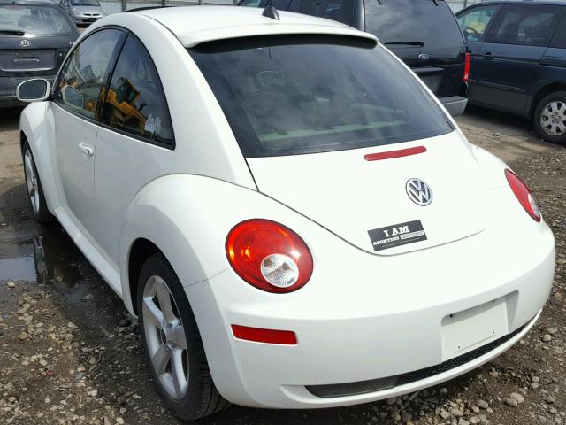 3VWFW31CX8M515614 - 2008 VOLKSWAGEN NEW BEETLE WHITE photo 3