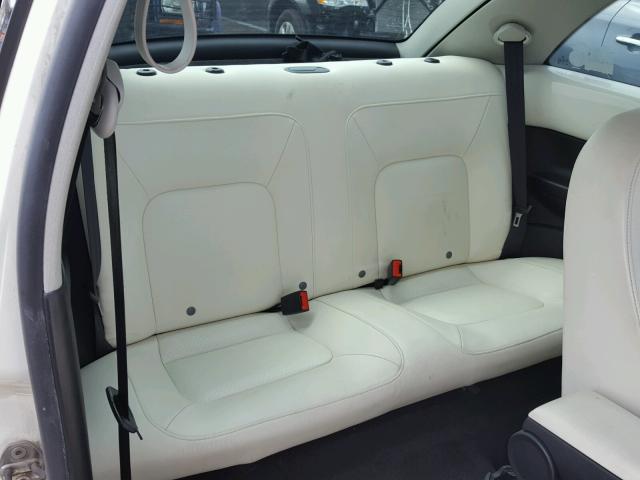 3VWFW31CX8M515614 - 2008 VOLKSWAGEN NEW BEETLE 白色 照片 6