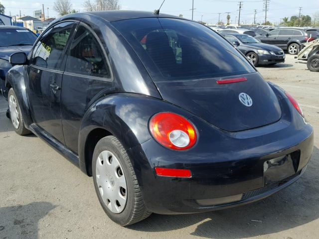 3VWPG3AG3AM002036 - 2010 VOLKSWAGEN NEW BEETLE 黑色 照片 3
