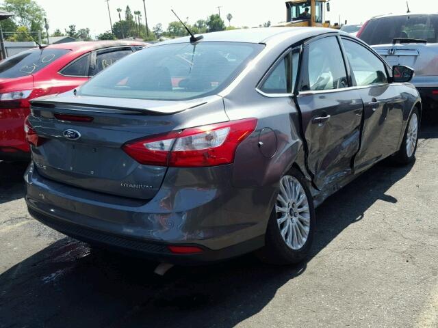 1FAHP3J21CL429446 - 2012 FORD FOCUS TITA GRAY photo 4