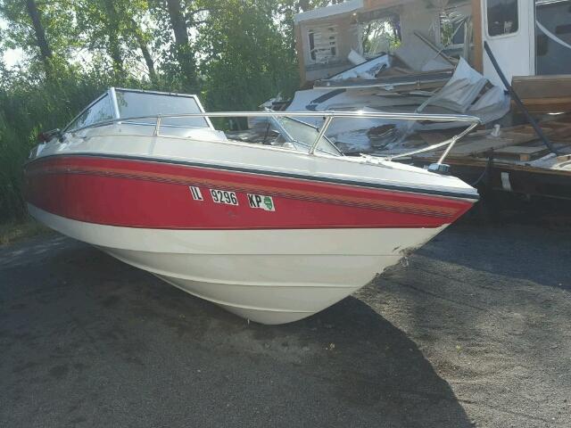 WELT5813F888 - 1988 WELLS CARGO CRAFTBOAT RED photo 1