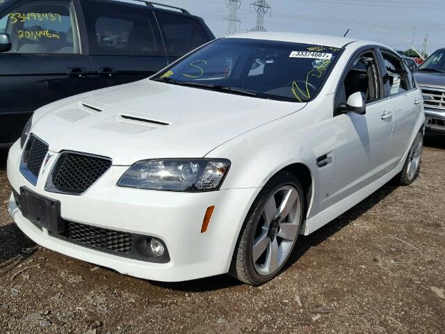 6G2EC57Y59L239309 - 2009 PONTIAC G8 WHITE photo 2