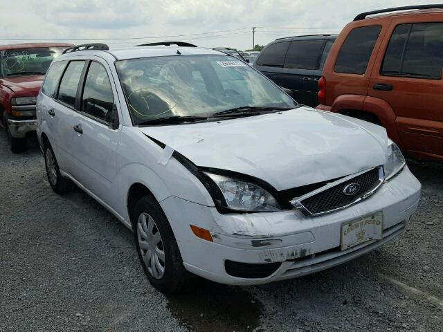 1FAFP36N55W166423 - 2005 FORD FOCUS ZXW WHITE photo 1