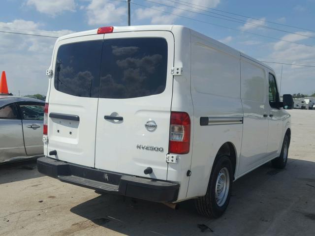 1N6BF0KY5HN803702 - 2017 NISSAN NV 1500 S WHITE photo 4