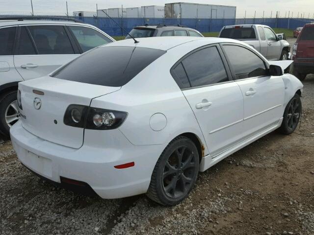 JM1BK323371639652 - 2007 MAZDA 3 S WHITE photo 4