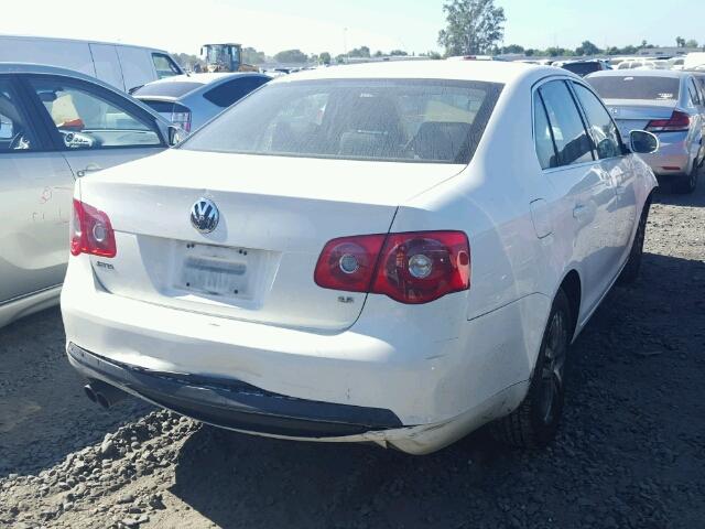 3VWRG71K16M625487 - 2006 VOLKSWAGEN JETTA 2.5 WHITE photo 4