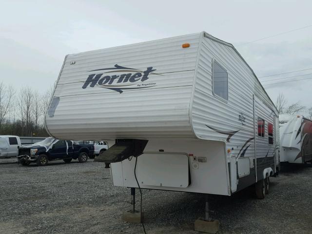 4YDF2952177204467 - 2007 KEYSTONE HORNET WHITE photo 2