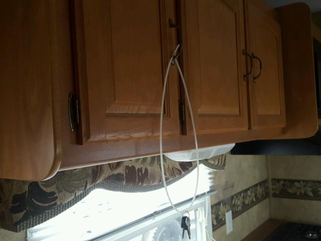 4YDF2952177204467 - 2007 KEYSTONE HORNET WHITE photo 5