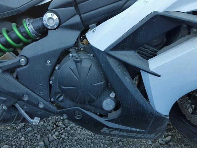 JKAEXEE13FDA20046 - 2015 KAWASAKI EX650 E WHITE photo 7