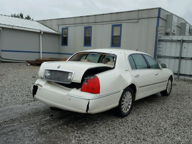 1LNHM85W75Y626524 - 2005 LINCOLN TOWN CAR S WHITE photo 4