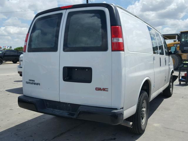 1GTW7AFF5H1146259 - 2017 GMC SAVANA G25 WHITE photo 4