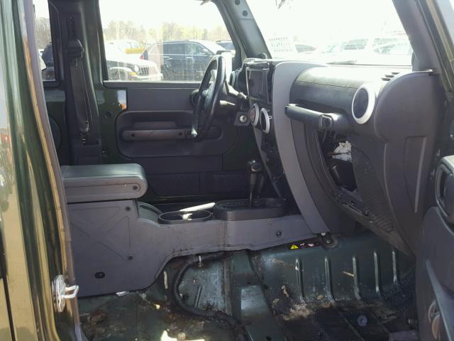 1J4GA59188L588416 - 2008 JEEP WRANGLER U GREEN photo 5