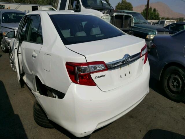 4T1BF1FKXCU518647 - 2012 TOYOTA CAMRY BASE WHITE photo 3