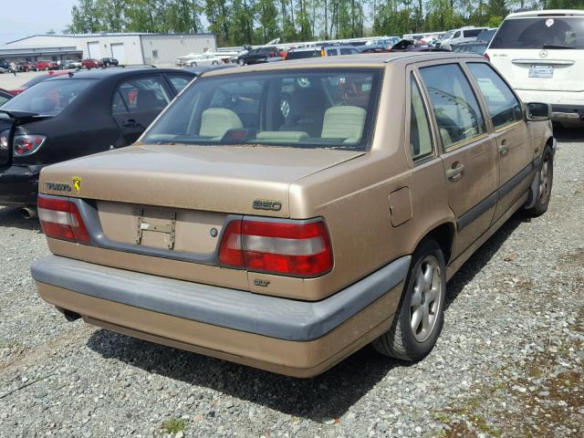 YV1LS5540T2291263 - 1996 VOLVO 850 BASE GOLD photo 4