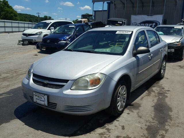 1G1AK55F377369695 - 2007 CHEVROLET COBALT LS SILVER photo 2