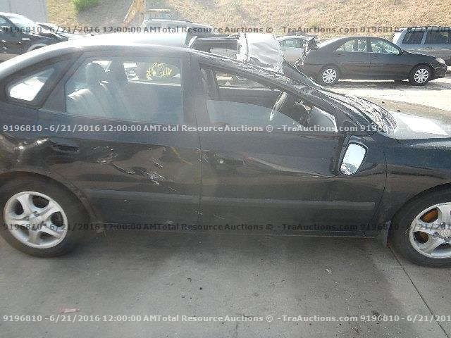 KMHDN56D05U176472 - 2005 HYUNDAI ELANTRA GL BLACK photo 14