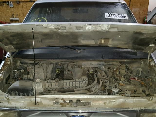 1FMCA21X4RZA04560 - 1994 FORD AEROSTAR SILVER photo 7