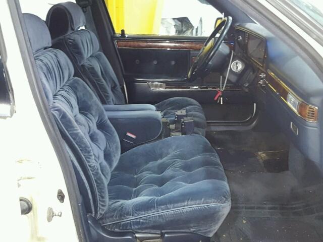 1C3XY66R9LD862618 - 1990 CHRYSLER NEW YORKER 白色 照片 5