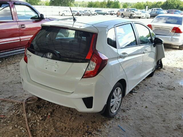 3HGGK5G52FM763037 - 2015 HONDA FIT LX WHITE photo 4