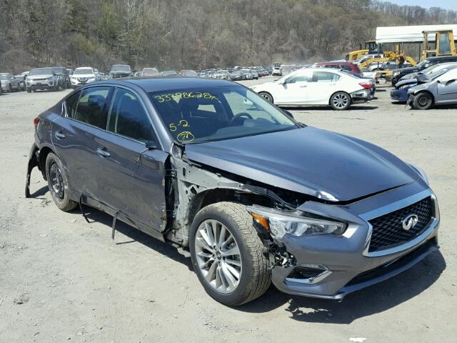 JN1EV7ARXJM440902 - 2018 INFINITI Q50 LUXE GRAY photo 1