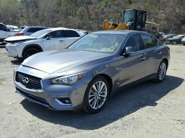 JN1EV7ARXJM440902 - 2018 INFINITI Q50 LUXE GRAY photo 2