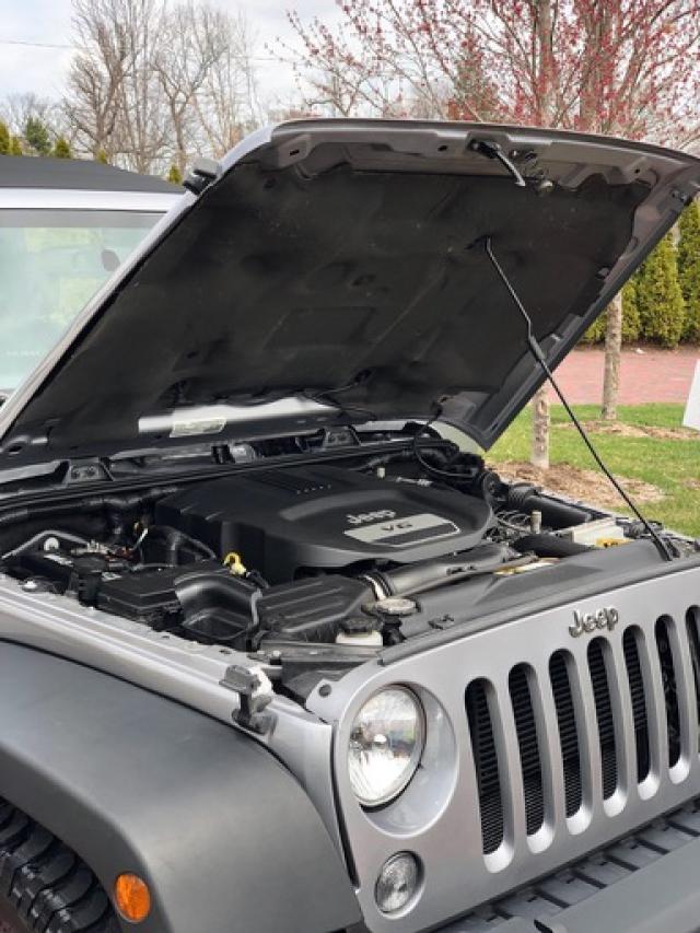 1C4BJWFG7FL770362 - 2015 JEEP WRANGLER U SILVER photo 7